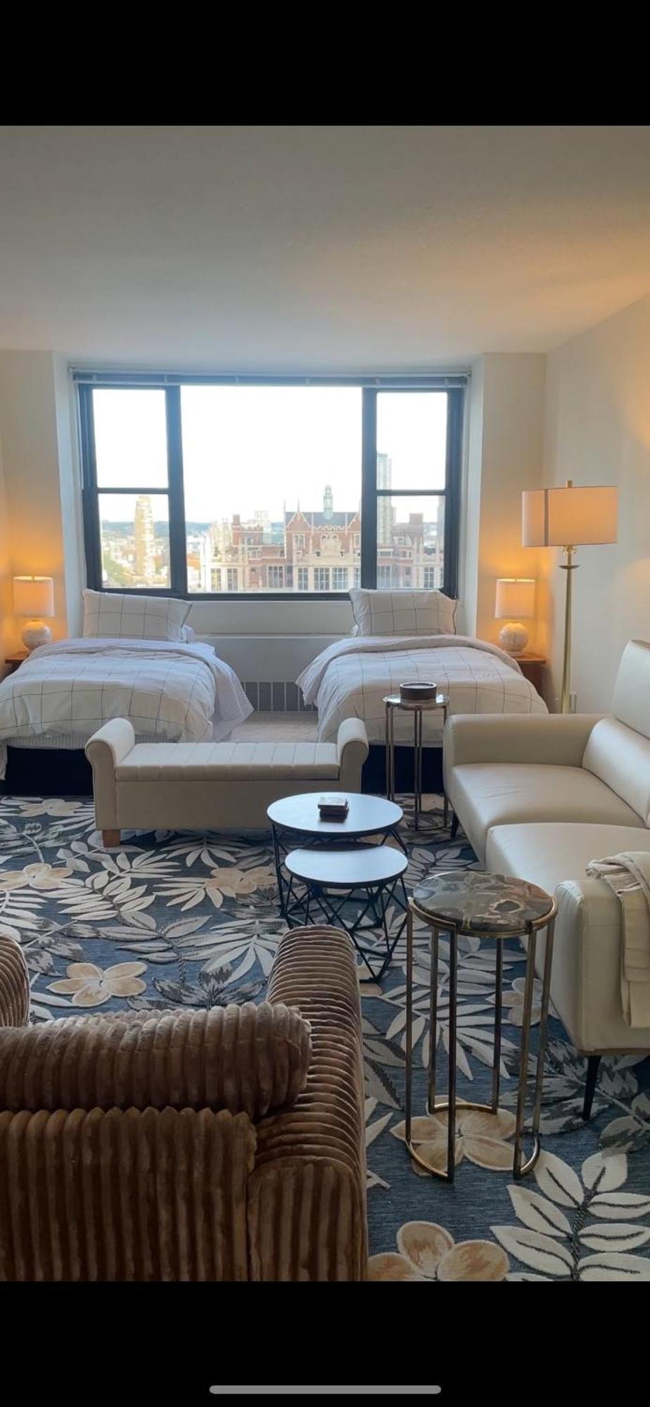 Unique Place In Midtown Nyc New York
